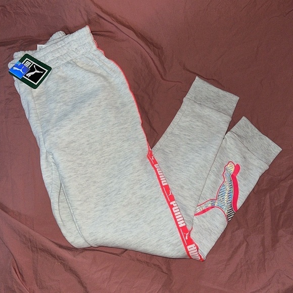 Girls large gray and hot pink puma joggers 12/14 - Picture 1 of 3